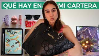 QUÉ HAY EN MI CARTERA  WHATS IN MY BAG  FASHION DIARIES [upl. by Roddy89]