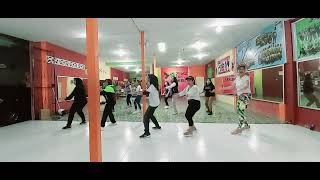 Manana by Alvaro Soler amp Cali Y El Dandee  Choreo by zin JloYanti  Zumba Lovers SS Amel Timika [upl. by Kenny]