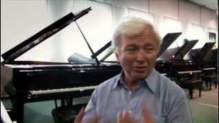 Pavel Gililov parle de Bechstein [upl. by Trutko]