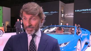 Stephan Winkelmann IAA 2015 Lamborghini Huracán LP 6104 Spyder [upl. by Bobinette]