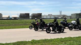 Bagger Race Start Wheelie Carl Schlacht Harley Davidson Steet Glide BRL Race Hastings NE May 24 2 [upl. by Enetsuj]