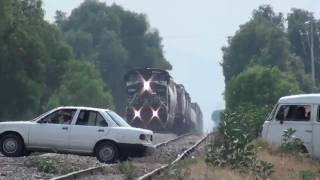 Ferrosur Intermodal  Mixed freight trains passing by Otumba [upl. by Tnomal331]