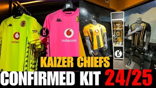 WATCH KAIZER CHIEFS NEW KIT UNVEILED  TECHNICAL TEAM amp GOALKEEPER COACH [upl. by Sucramej]