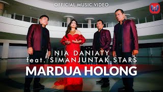 Nia Daniaty Feat Simanjuntak Stars  Mardua Holong Official Music Video [upl. by Brander767]