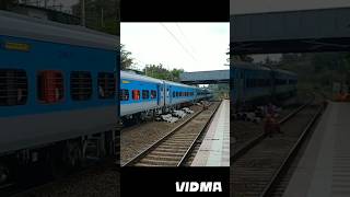 Newly LHB kannur jan shadabdi express with lalaguda wap7 39267 wap7 [upl. by Aluino]