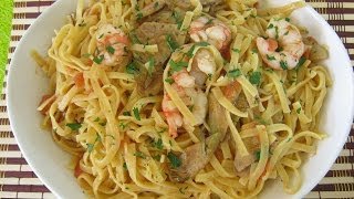 Tagliolini con gamberi e carciofi [upl. by Alleul923]