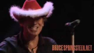 Bruce Springsteen  Santa Claus Is Comin To Town  2007 [upl. by Brosy]