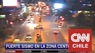 Así se sintió en vivo el terremoto en CNN Chile [upl. by Leuname]