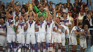 WM 2014  Empfang der deutschen Nationalmannschaft in Berlin [upl. by Akimik]