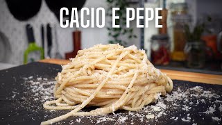 CACIO E PEPE  SPAGHETTI AU FROMAGE ET AU POIVRE [upl. by Ortensia]