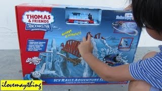 Checking Out the ICY RAILS Adventure Set  Thomas Trackmaster Set [upl. by Erdnuaed]