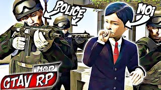 UN GAMIN DE 7 ANS POURSUIVI PAR 10 POLICIERS  GTAV RP MOD 14 [upl. by Enilrac472]