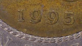 10 Dollars Hong Kong bimetallic coin from 1995 under the microscope [upl. by Uzziel]