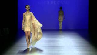 Desfile invitada y novia Matilde Cano 2016  Barcelona Bridal Week 2015 [upl. by Felder]