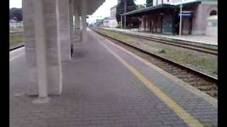 TRENO IN TRANSITO STAZIONE FS SQUINZANO LE [upl. by Andeee]