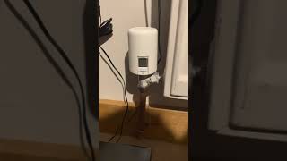 Hive Thermostatic Radiator Valve Problem  Wont change manually [upl. by Ahtnammas]