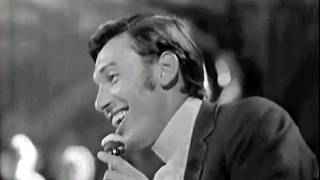 Karel Gott  Mám tě rǎd víc než dřívLady Carneval live 1968 [upl. by Mientao40]