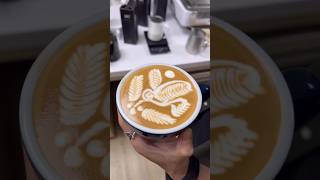 Bee art 🐝😱 coffeeart coffee latteartbaristaskill barista [upl. by Rosenstein847]