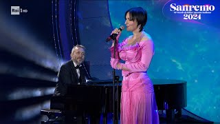 Sanremo 2024  Arisa canta quotLa nottequot dalla piazza di Sanremo [upl. by Shiller]