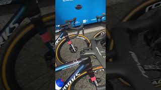 SWorks Tarmac SL8 de Mikel Landa [upl. by Eigram351]