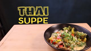 Thai Suppe mit Gemüse und Hänchen [upl. by Macdonald171]