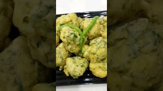 Methi Na Gota bhajiya pakoda nasto farsan namkeen dalvada marcha chatni breakfast [upl. by Ahsenyl]