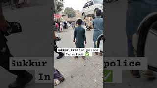 Traffic police in action in Sukkur city sukkur traffic [upl. by Eidroj]