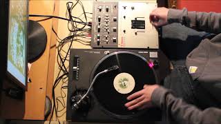 DJ DFenz  Vestax PMC 07 Freestyle Scratching [upl. by Hoover851]