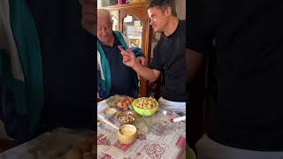 Nonno Faustino INFURIATO con Carletto per lo scherzo mentre preparano la CARBONARA😡😂🐊 [upl. by Erdne]