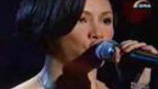 Regine Velasquez PARAISONG PARISUKAT [upl. by Gemini]