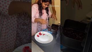 ஒரு வழியா Brownie அழகா பண்ணிட்டேன்🤣❤️🤩✨🥳minivlog tamilshorts food [upl. by Gula]