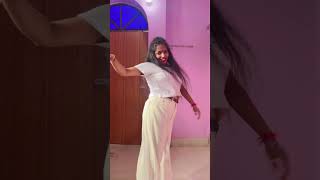 Dil kuch hor ni manda song  youtubeshorts dancevideo trending viralvideo subscribe [upl. by Schaper635]