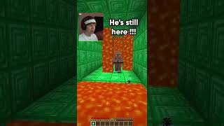 Я Украл Изумруд у Жителя 😨 shorts шортс minecraft майнкрафт майн житель побег лисфокc [upl. by Oca]