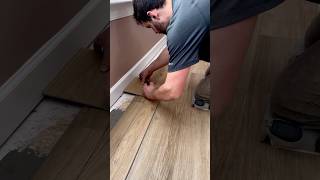 How to Scribe First and Last Rows flooring lvp contractor floordesign floorexperts floors [upl. by Ateekan1]