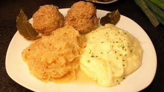 Nobbis Kochstunde Hackfleischbällchen mit Sauerkraut und Kartoffelbrei [upl. by Ennyletak]