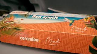 Speciale tasting Caraïbische vliegtuigmaaltijd Mondi x Corendon [upl. by Einnoj]