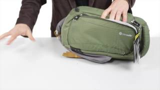 Pacsafe SlingFotorucksack Camsafe Venture V9  by wwwenjoyyourcameracom [upl. by Ilahsiav]