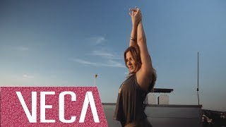 Janicsák Veca  Könnyek az esőben Official Video [upl. by Peters738]