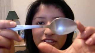 How to curl your eyelashes with a spoon [upl. by Plossl]