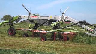 andainage 2013 avec john deere 6310 et andaineur claas [upl. by Basham323]