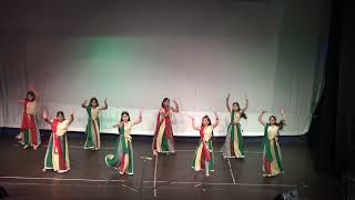 Kids Dance Chammak Challo Leja Leja Pallu Latke bollywood songs by Bollywood Dance Worldwide [upl. by Newton451]