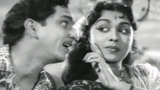 Pelli Kanuka Songs  Kannulatho Palakarinchu Valapulu  Nageshwara Rao BSaroja Devi [upl. by Enialehs]