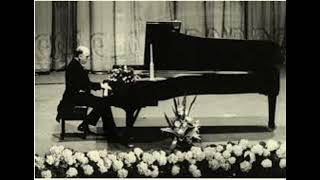 Sviatoslav Richter plays Ravel – Miroirs 1964 – East Berlin [upl. by Netsrejk]