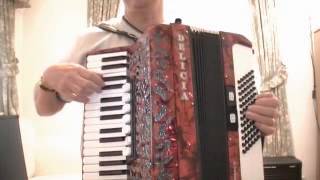 Beginners Accordion Lesson 10 Sur Le Pont [upl. by Nell]