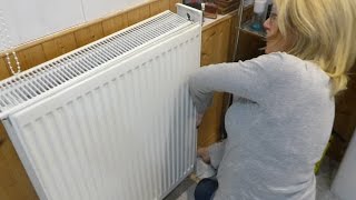 Jan shows how to remove radiator covers to clean the dust out [upl. by Stag746]