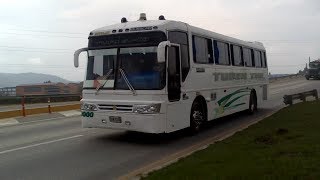 buses en la variante de mosquera 2 [upl. by Haidabo649]