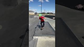 360 Bri ￼scooter skatepark scootertricks [upl. by Eniak275]