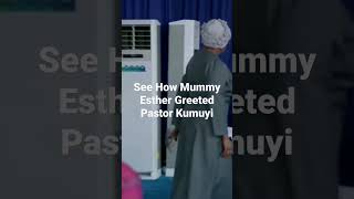 Mummy Esther Greets Pst Kumuyi in a Lovely Manner [upl. by Gnohp]