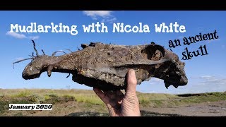 Mudlarking with Nicola White  An Ancient Skull amp Roman History [upl. by Zel]