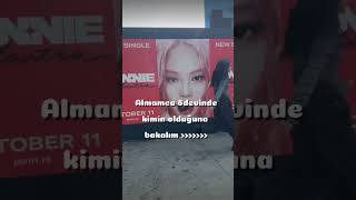 Lisa ne ara koreli oldu keşfetküsmüyüz kpop Softlime jennierubyjane rosesarerosie [upl. by Nwatna245]